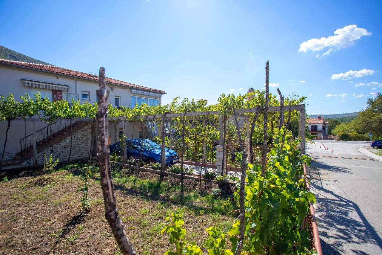 Apartment Falichi Plomin Exterior foto